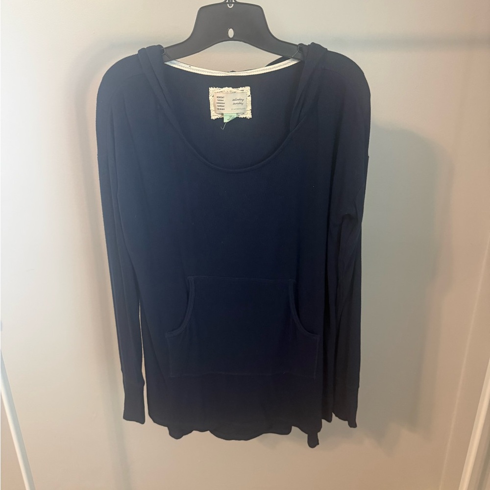 Women's Navy Scoop Neck Sweatshirt